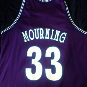 CHARLOTTE HORNETS ALONZO MOURNING JERSEY
